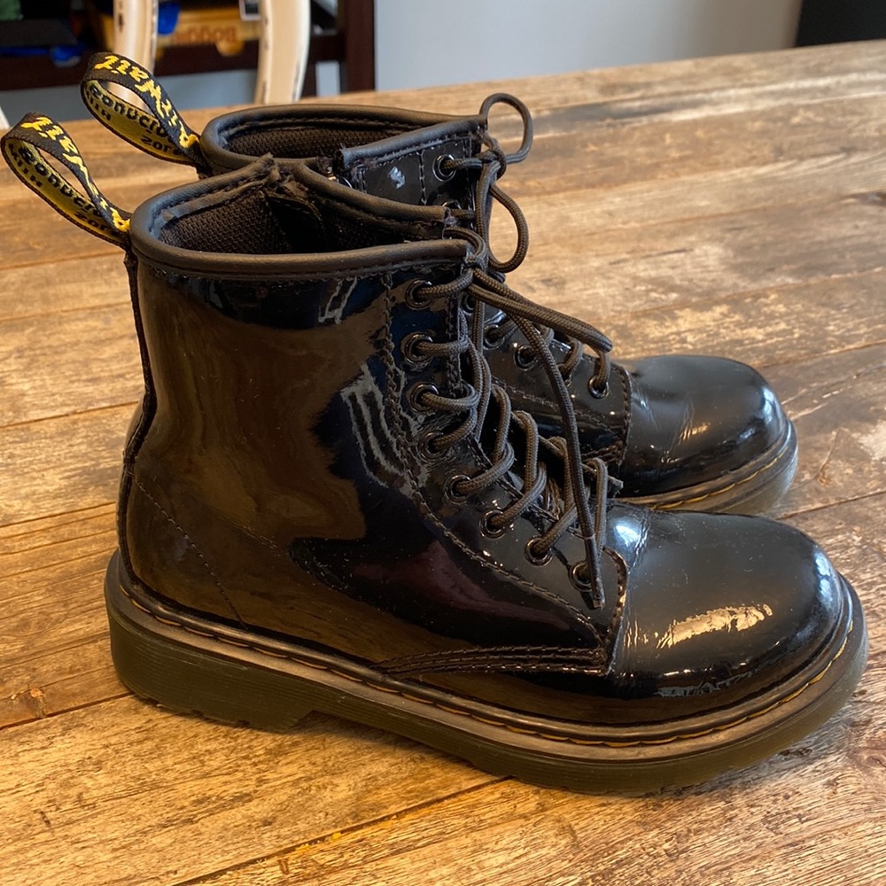 Kids Dr. Martens, US size 2, black patent leather lace up boot